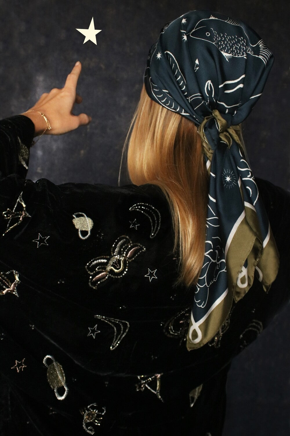 Zodiac silk scarf - Soie.meme