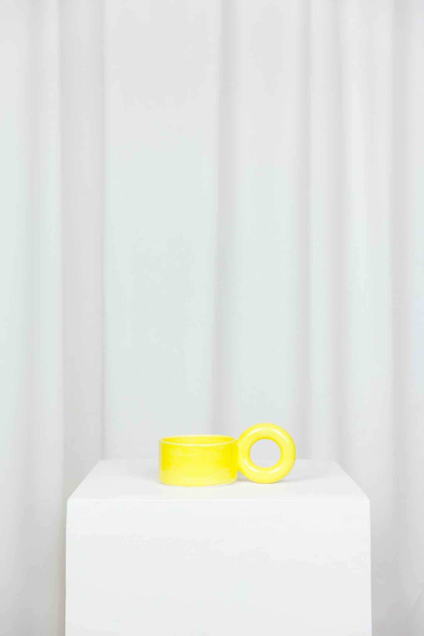 Big loop cup yellow - Lola Mayeras