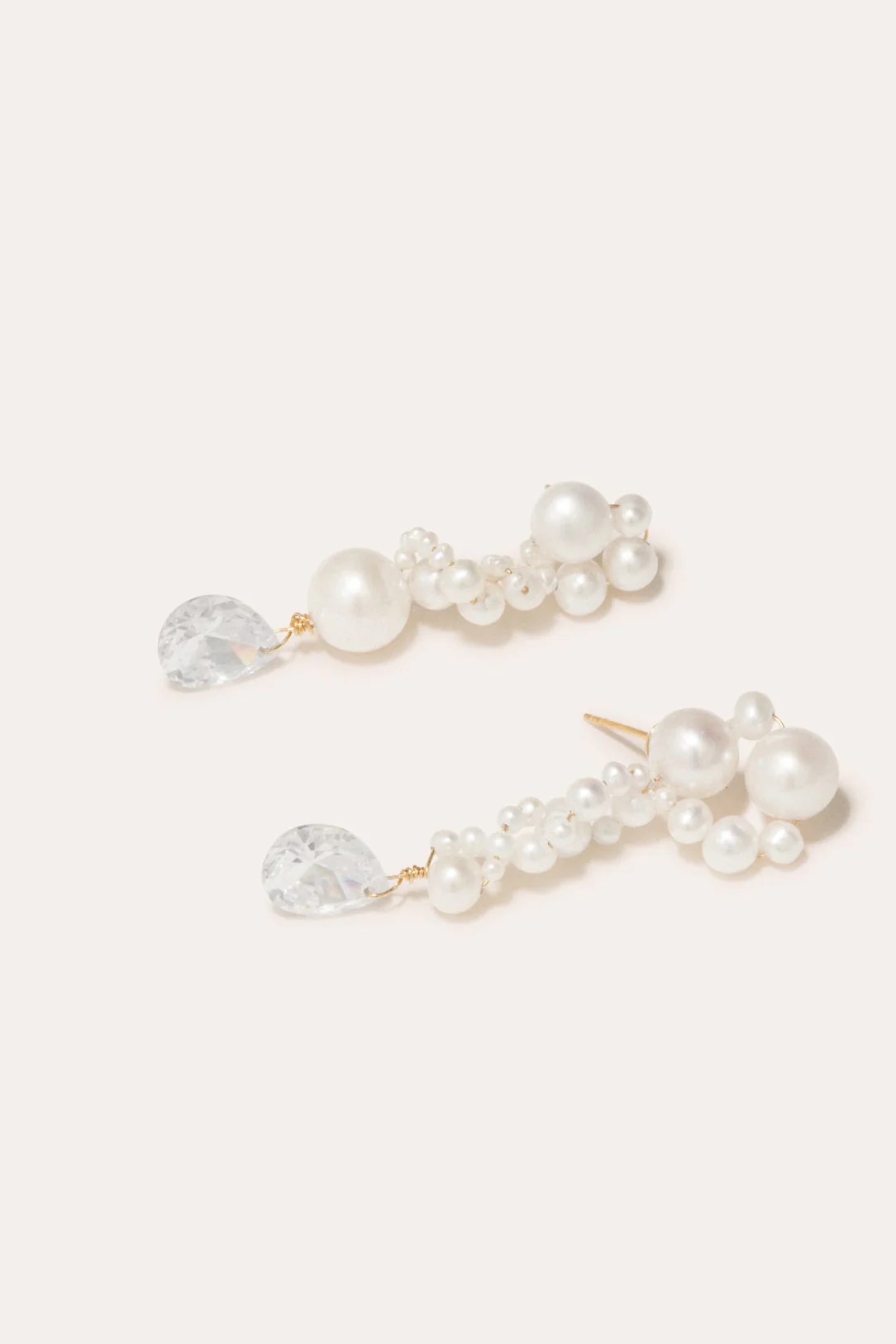 Past in a future tense earrings - Completedworks