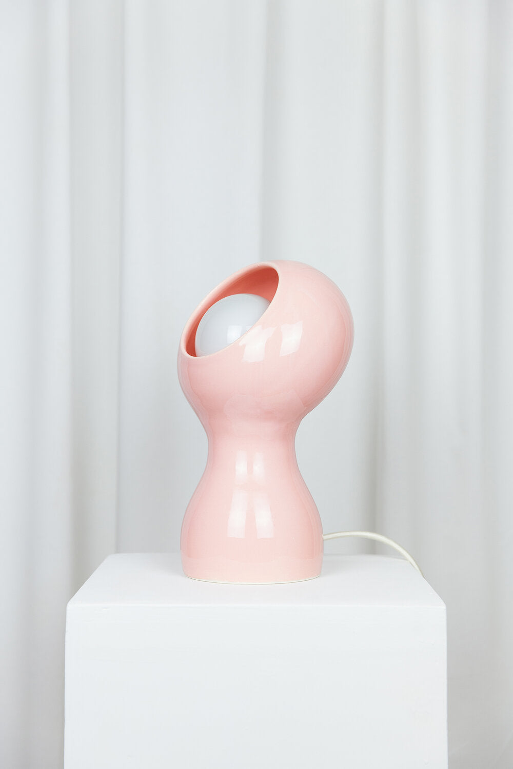 Glob lamp pink - Lola Mayeras