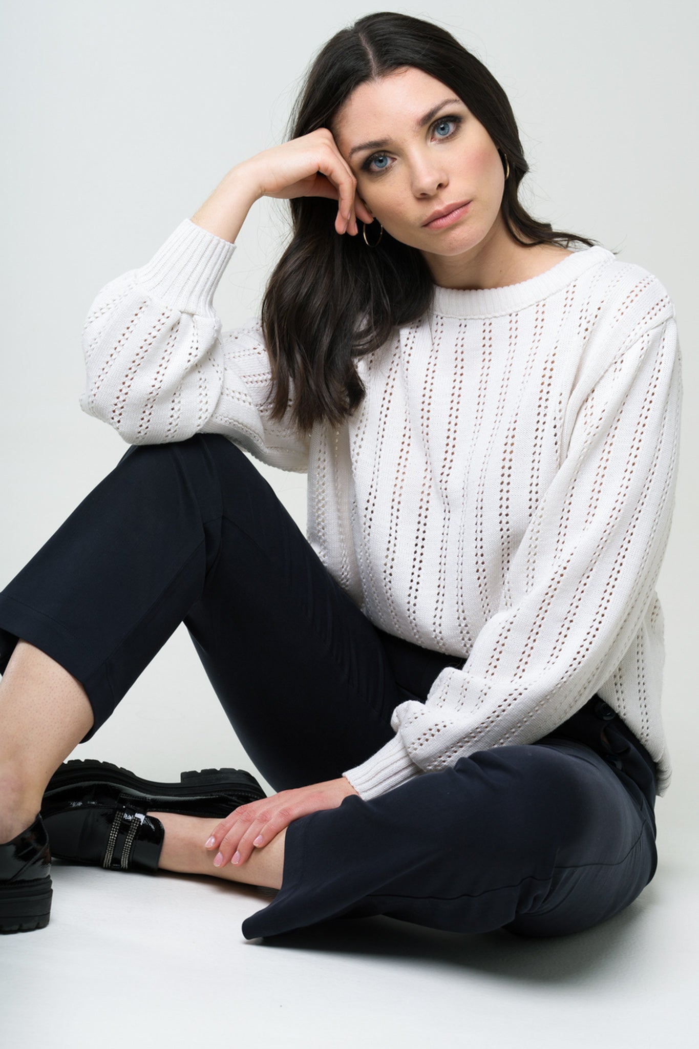 Sweater Lamier off-white - Avani Apparel
