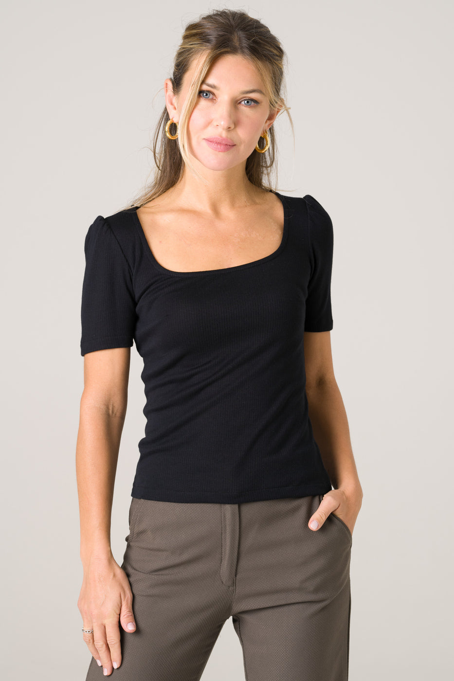 T-shirt Hoya black - Avani Apparel