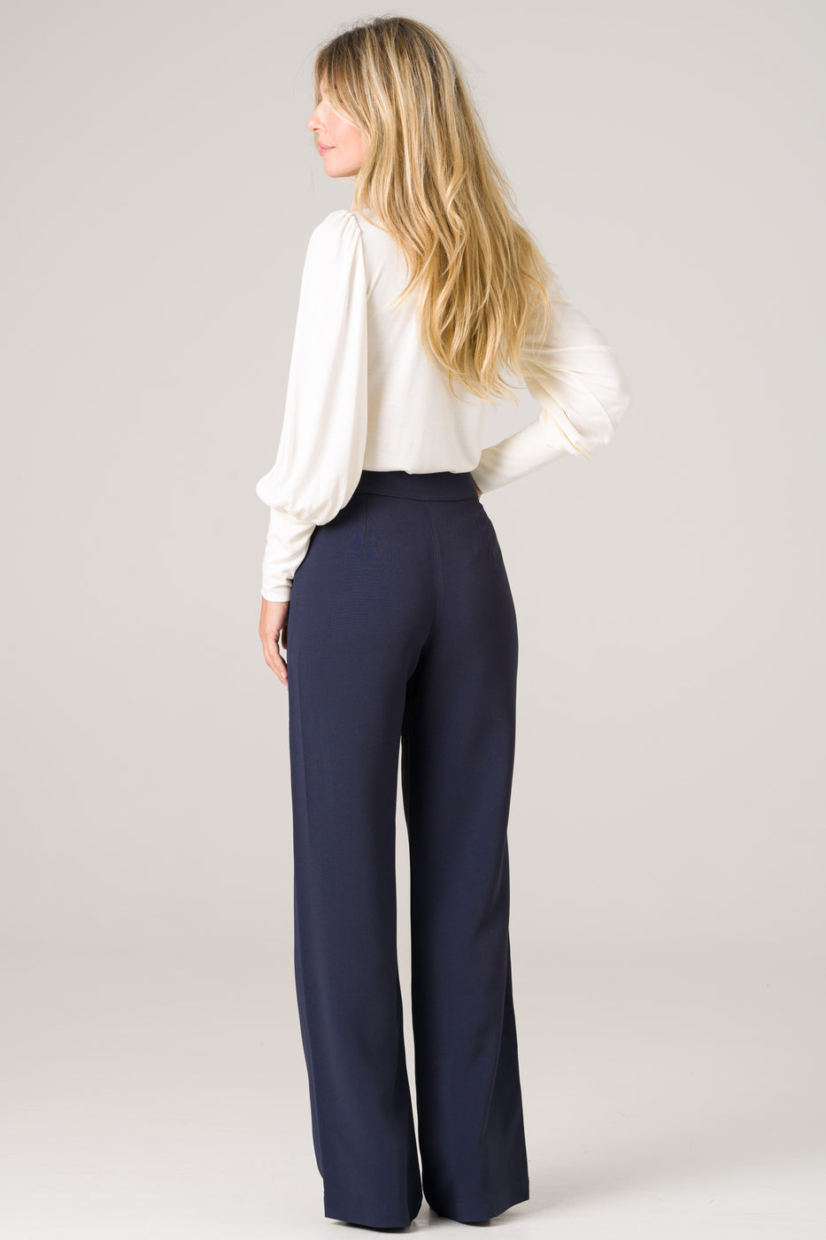 Laurier pants navy - Avani Apparel