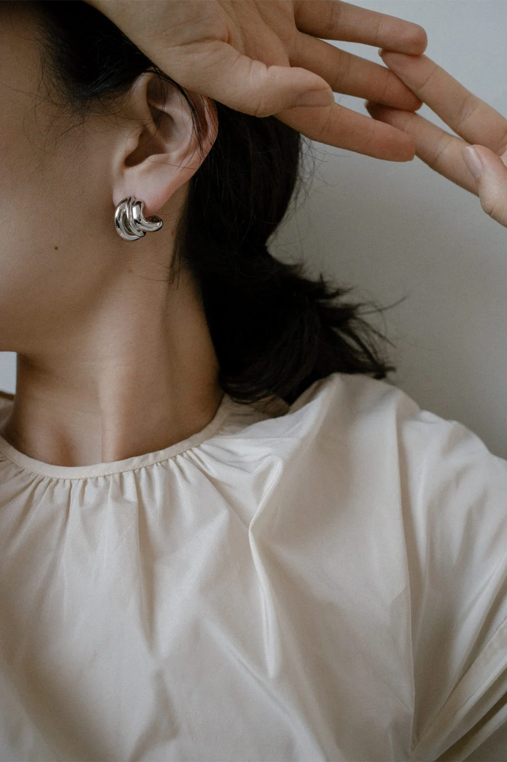 Dollop earrings gold - Completedworks