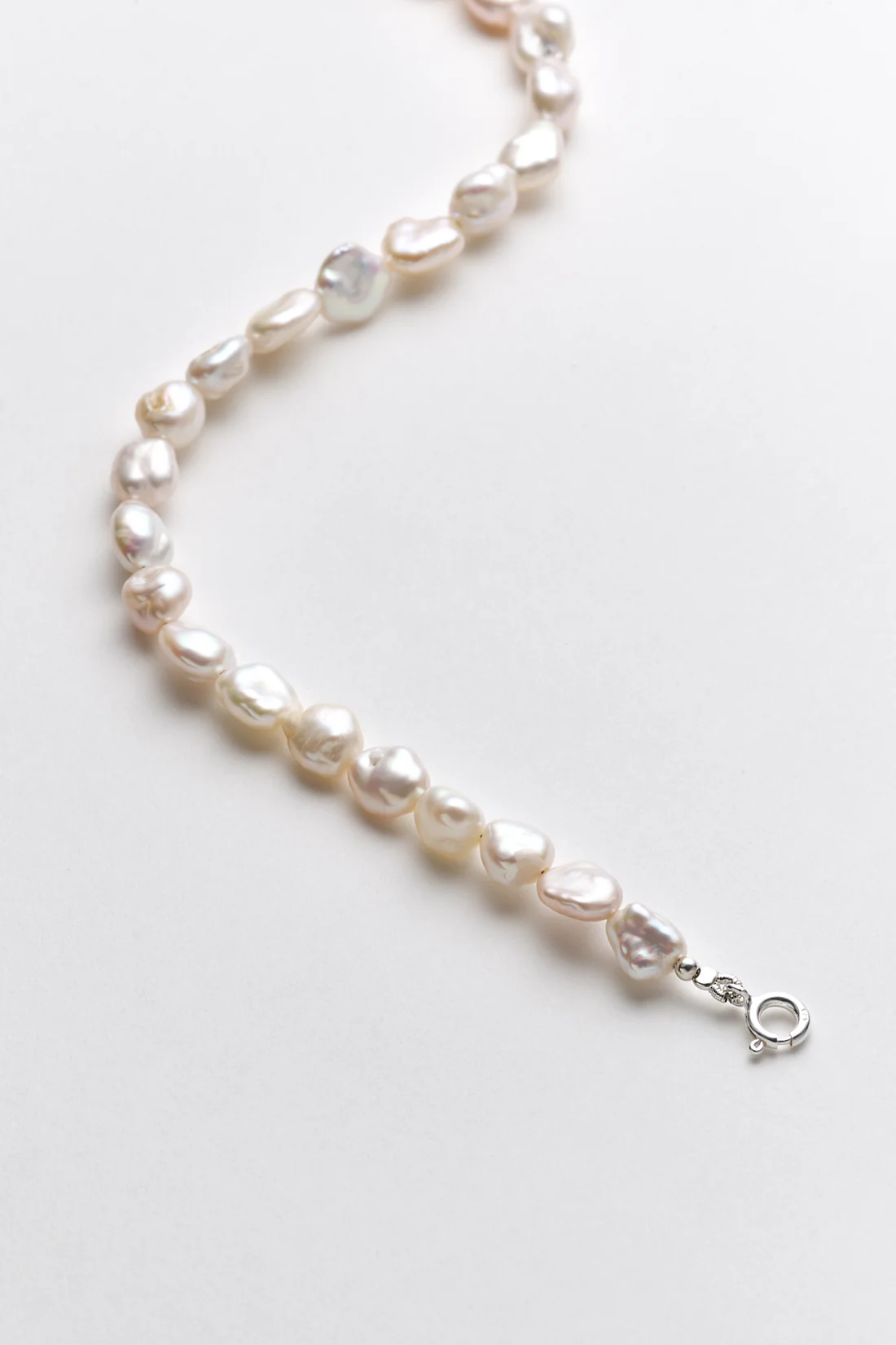 Chalcedony two stories necklace - Buccarello