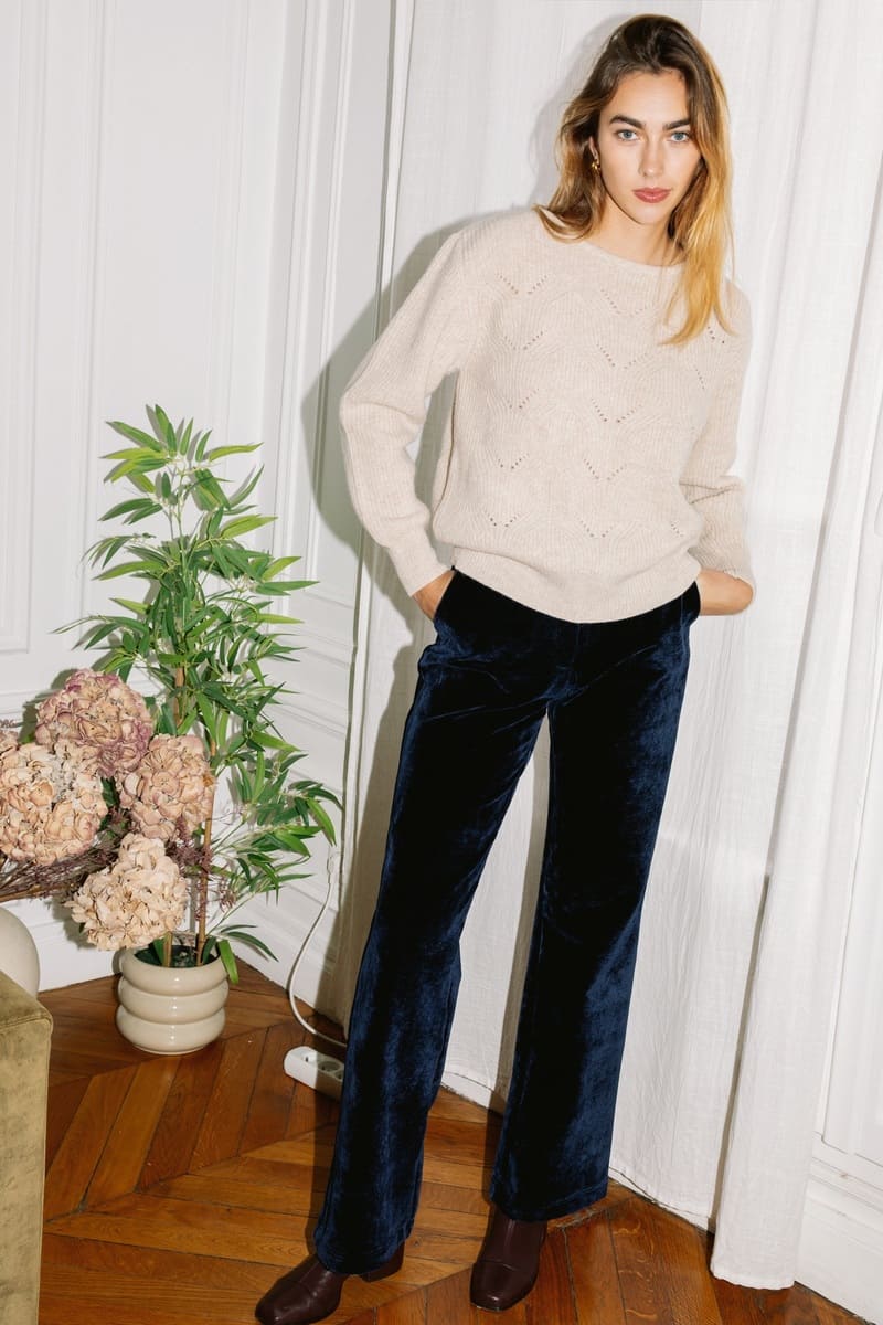 Sweater Idesia beige - Avani Apparel