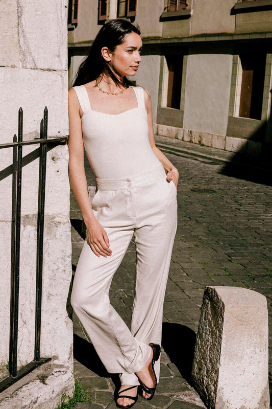 Laurier pants beige - Avani Apparel